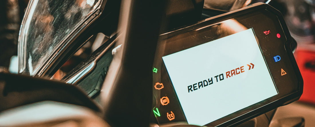 Motorcycle carplay and android auto screen
