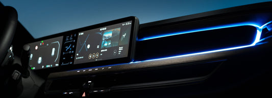 Wireless Carplay compated to wired inside modern car interior